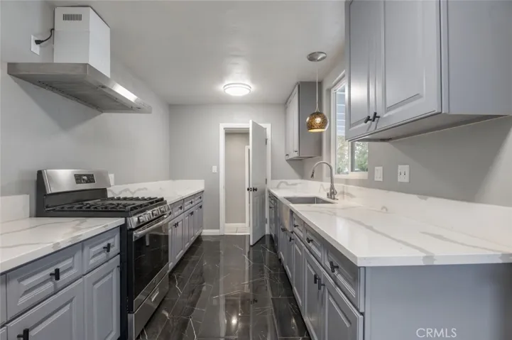 1075 Amador Street, Claremont, California 91711