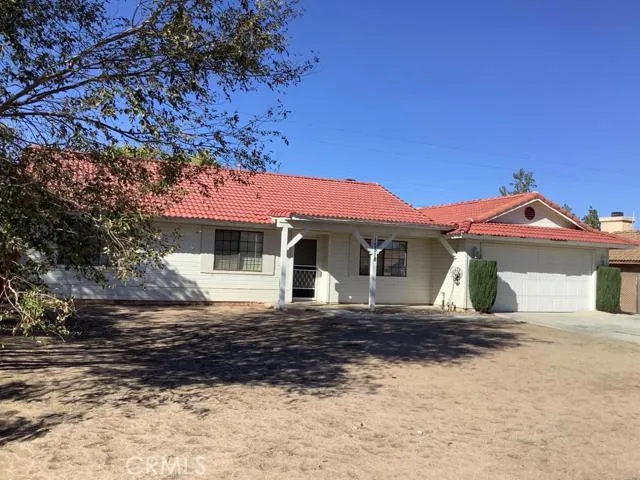 15518 Via Cartagena Street, Hesperia, California 92345