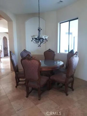 11572 Prairie, Oak Hills, California 92344
