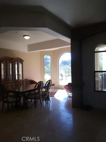 11572 Prairie, Oak Hills, California 92344