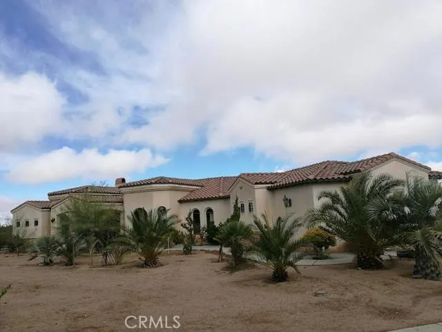 11572 Prairie, Oak Hills, California 92344