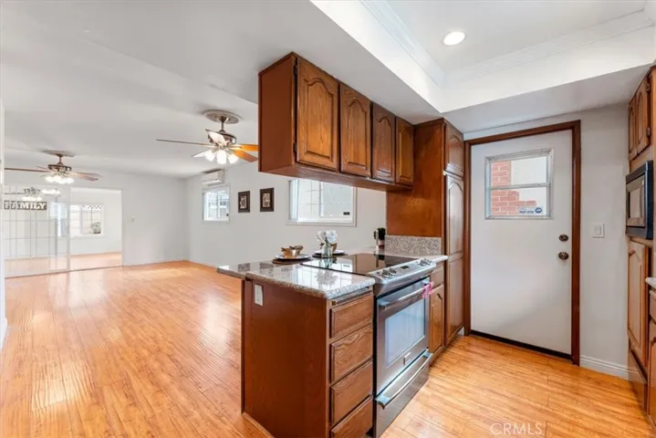 20602 Roseton Avenue, Lakewood, California 90715