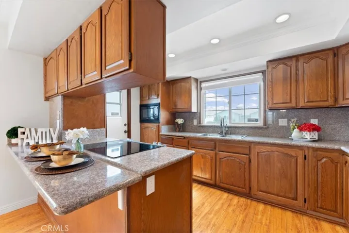 20602 Roseton Avenue, Lakewood, California 90715