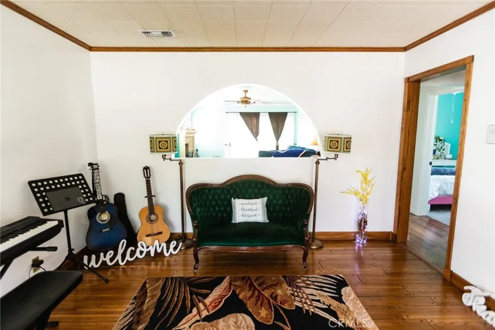1340 E Washington Street, Long Beach, California 90805