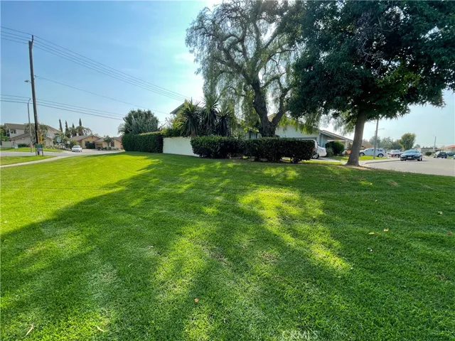 10688 La Tehama Circle, Fountain Valley, California 92708