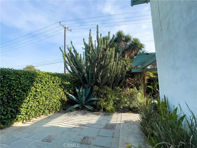 10688 La Tehama Circle, Fountain Valley, California 92708