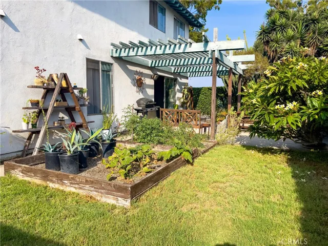 10688 La Tehama Circle, Fountain Valley, California 92708