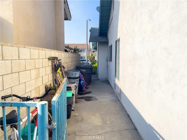 10688 La Tehama Circle, Fountain Valley, California 92708