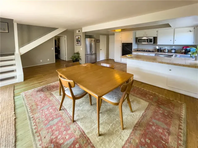 10688 La Tehama Circle, Fountain Valley, California 92708
