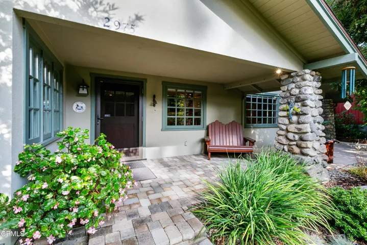 Front Porch of 2975