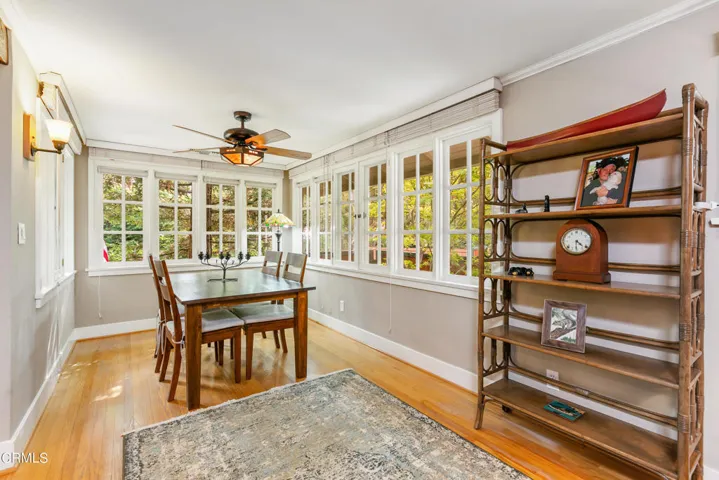 Dining_Area