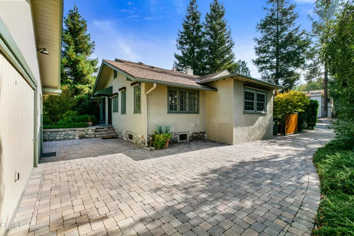 Driveway to Garage and Back