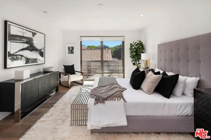 4141 Duquesne Avenue 5, Culver City, California 90232
