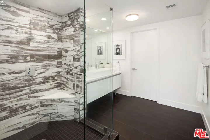 4141 Duquesne Avenue 5, Culver City, California 90232