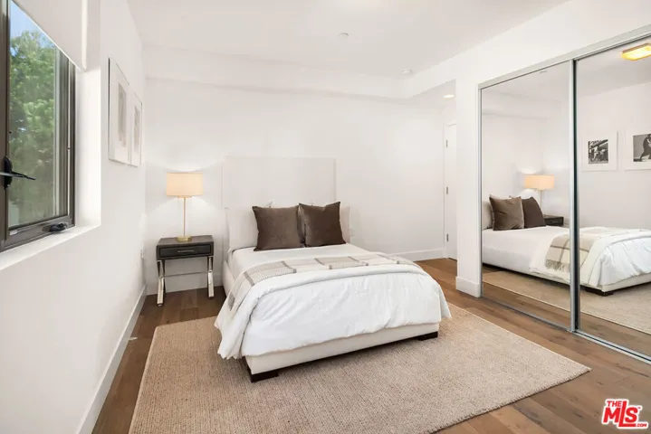 4141 Duquesne Avenue 5, Culver City, California 90232