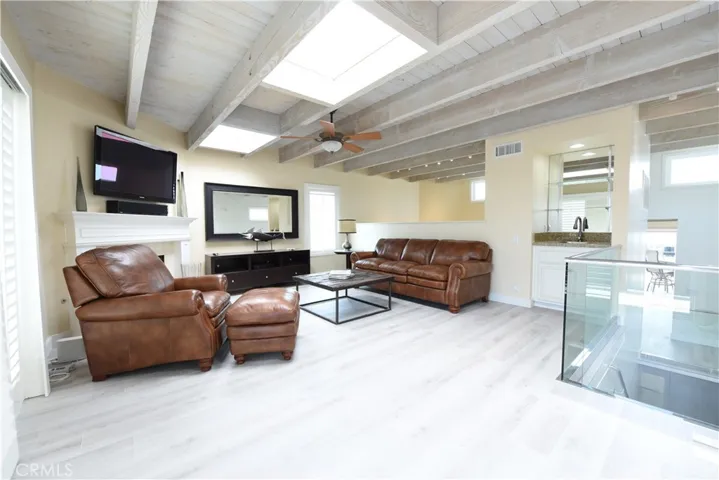 205 E Balboa Boulevard A, Newport Beach, California 92661