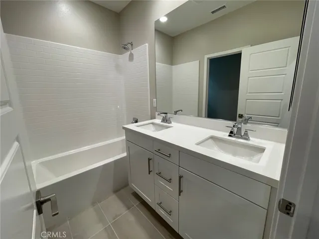 Secondary Bath