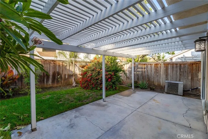 15 Southampton, Irvine, California 92620