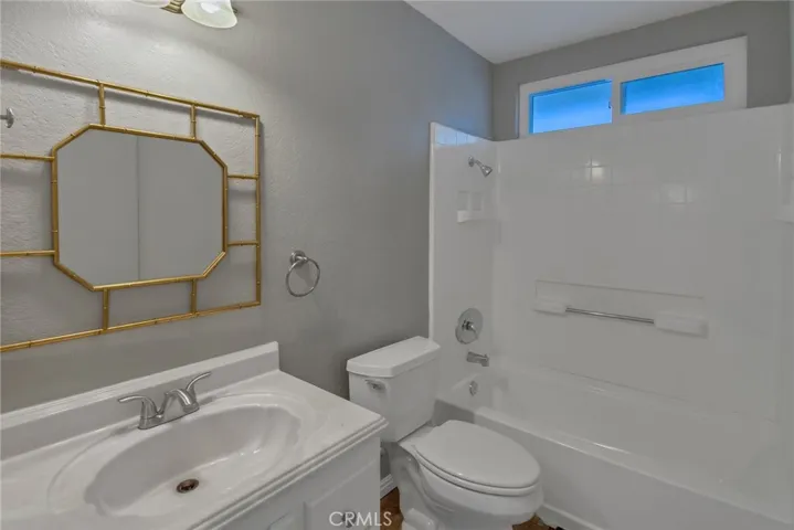 15 Southampton, Irvine, California 92620