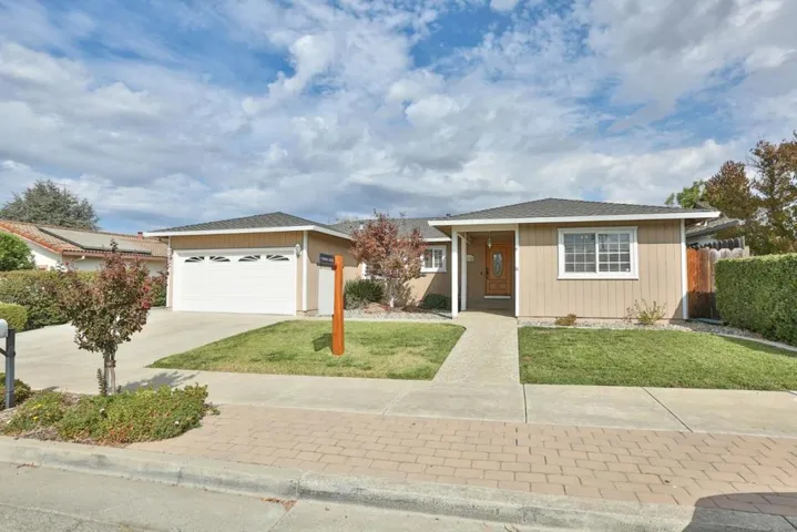 , Hollister, California 95023