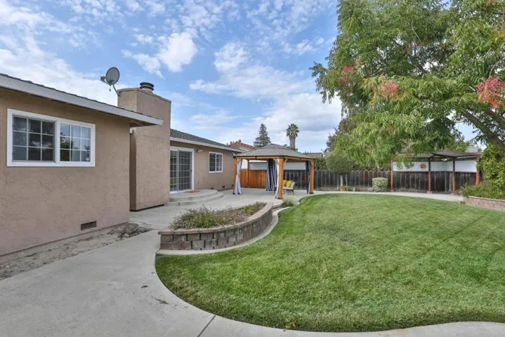 , Hollister, California 95023