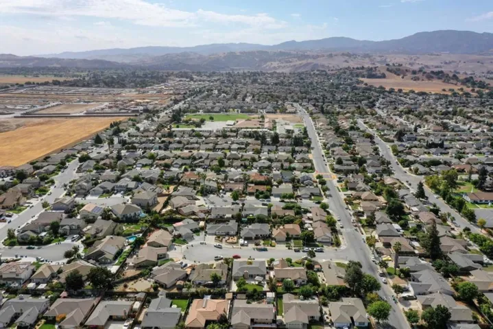 , Hollister, California 95023