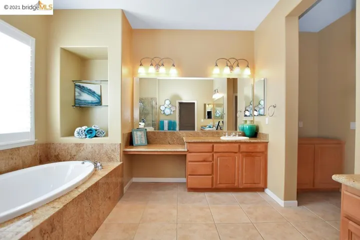 1889 Fiorita, Brentwood, California 94513