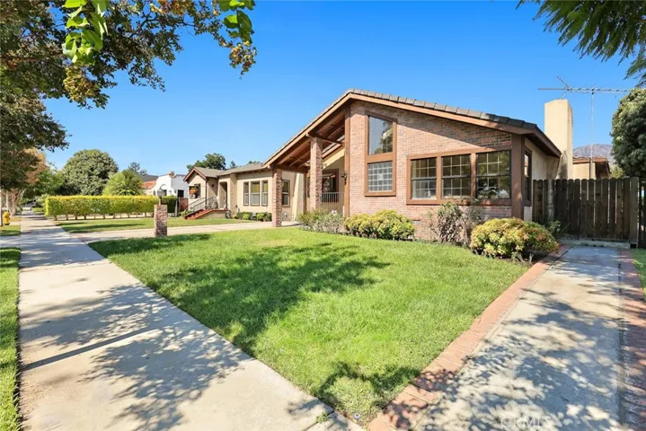 729 E Lime Avenue, Monrovia, California 91016