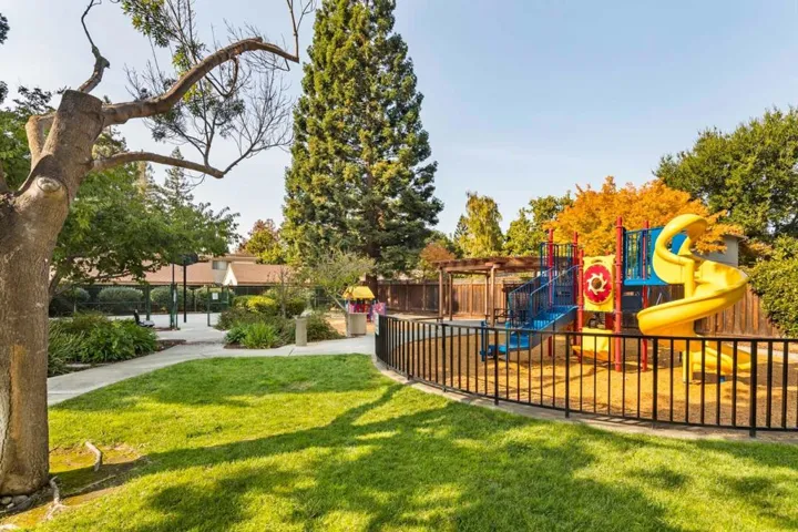 , Redwood City, California 94061
