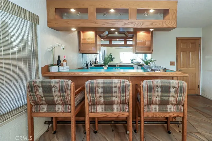 Wet Bar off the Kitchen