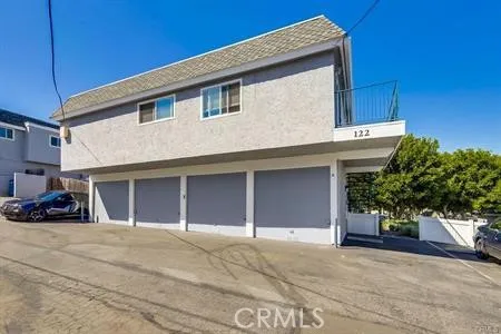 garage 3rd from right