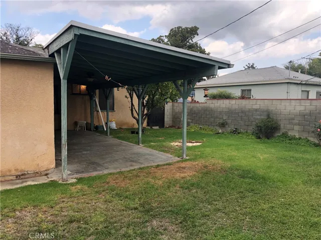 18424 Calvert Street, Tarzana, California 91335