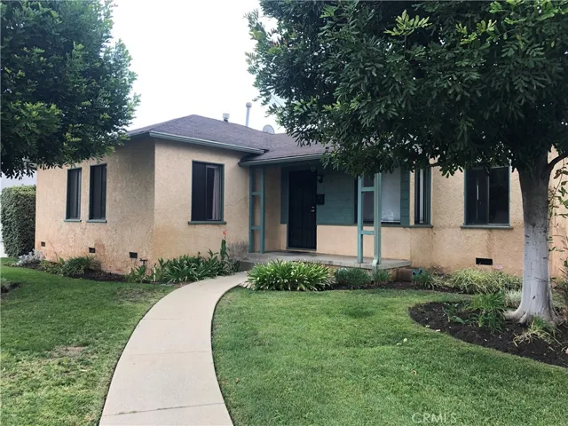 18424 Calvert Street, Tarzana, California 91335