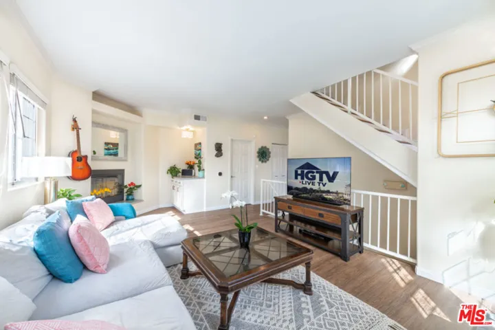 10929 Landale Street #1, North Hollywood, California 91602