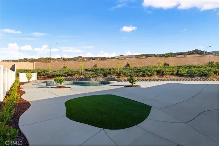 33841 Edge Lane, Temecula, California 92592