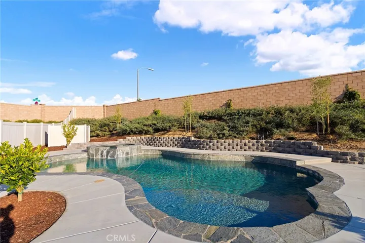 33841 Edge Lane, Temecula, California 92592
