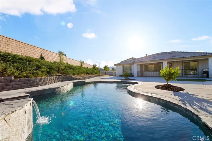 33841 Edge Lane, Temecula, California 92592