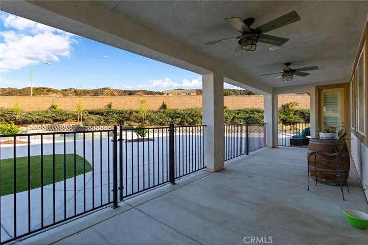 33841 Edge Lane, Temecula, California 92592