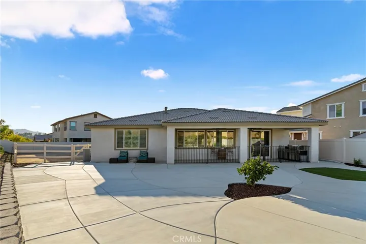 33841 Edge Lane, Temecula, California 92592