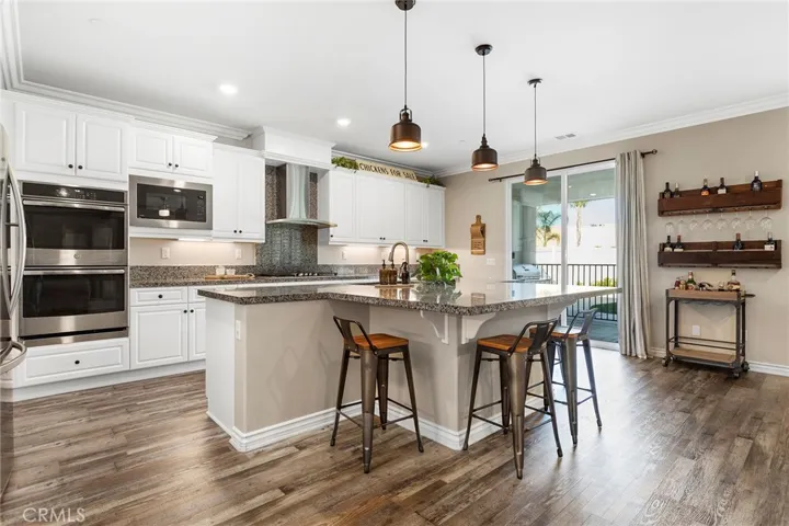 33841 Edge Lane, Temecula, California 92592