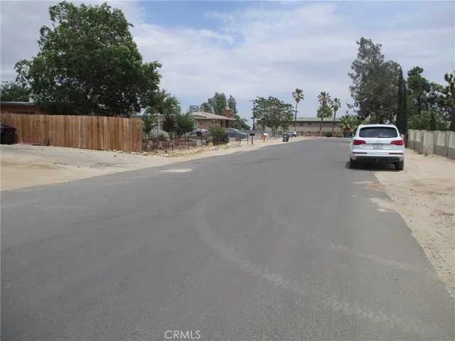 Antelope Tr from front of lot