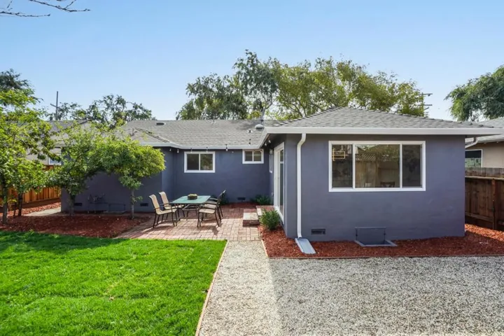945 Portola Drive, San Leandro, California 94578