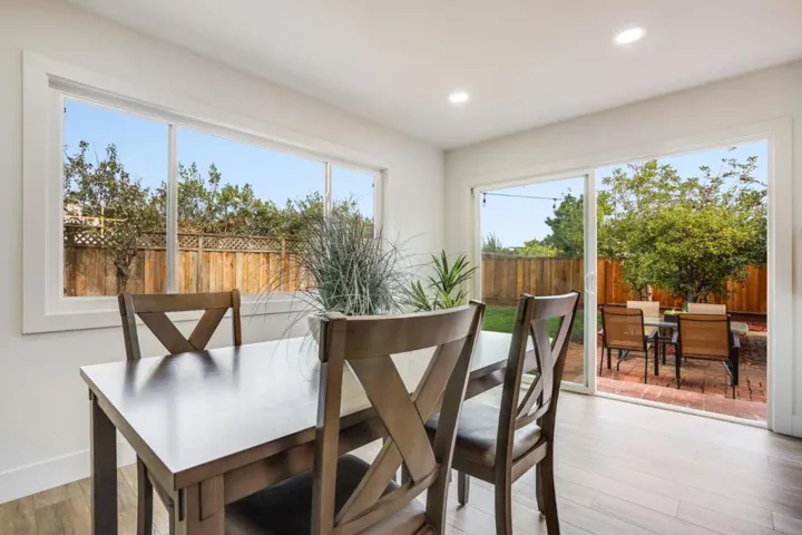 945 Portola Drive, San Leandro, California 94578