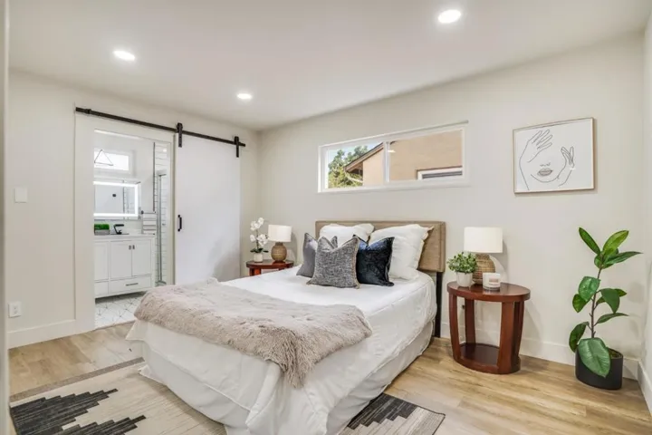 945 Portola Drive, San Leandro, California 94578