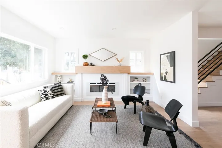 2227 S Longwood Avenue, Los Angeles, California 90016