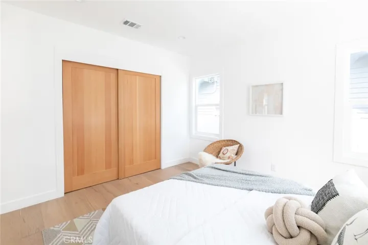 2227 S Longwood Avenue, Los Angeles, California 90016