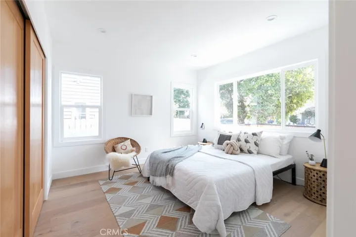 2227 S Longwood Avenue, Los Angeles, California 90016