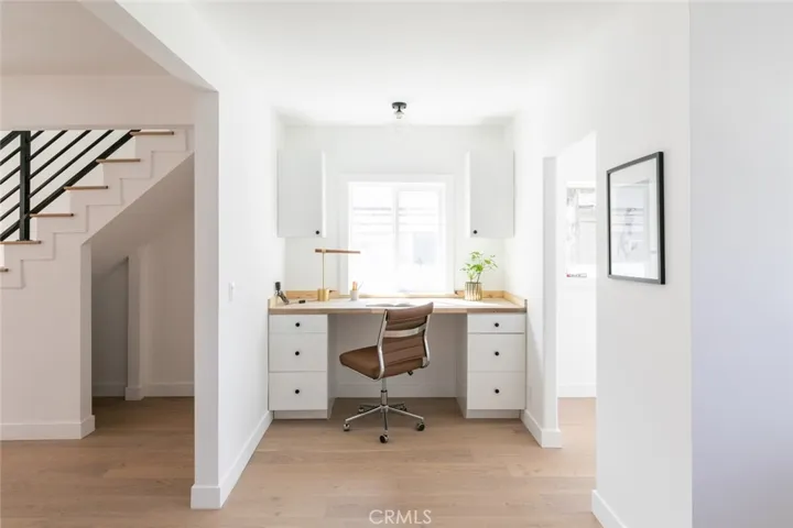 2227 S Longwood Avenue, Los Angeles, California 90016
