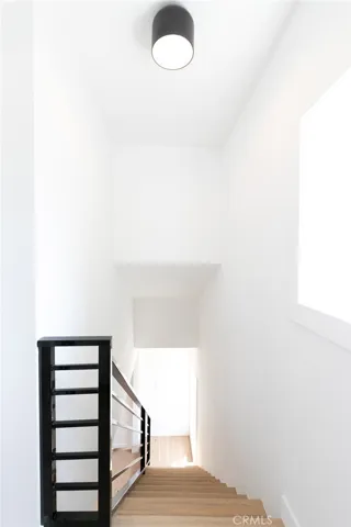 2227 S Longwood Avenue, Los Angeles, California 90016