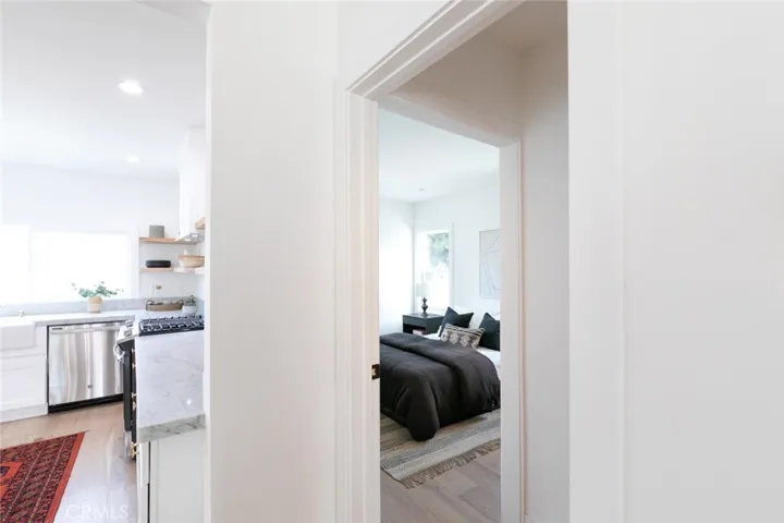 2227 S Longwood Avenue, Los Angeles, California 90016